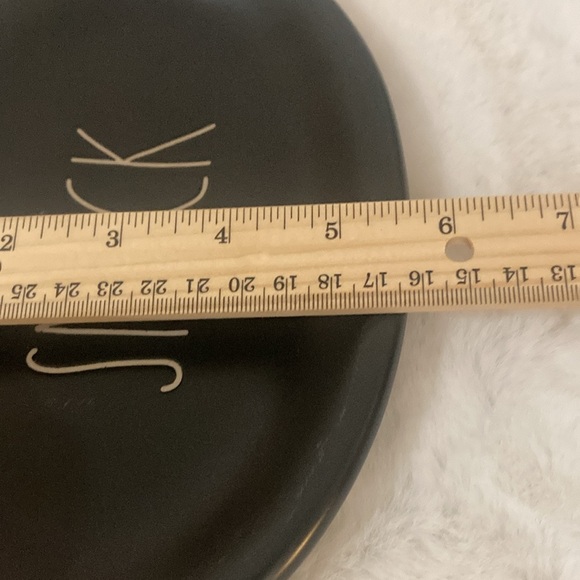 Rae Dunn Snack Oval Plate - Picture 4 of 4